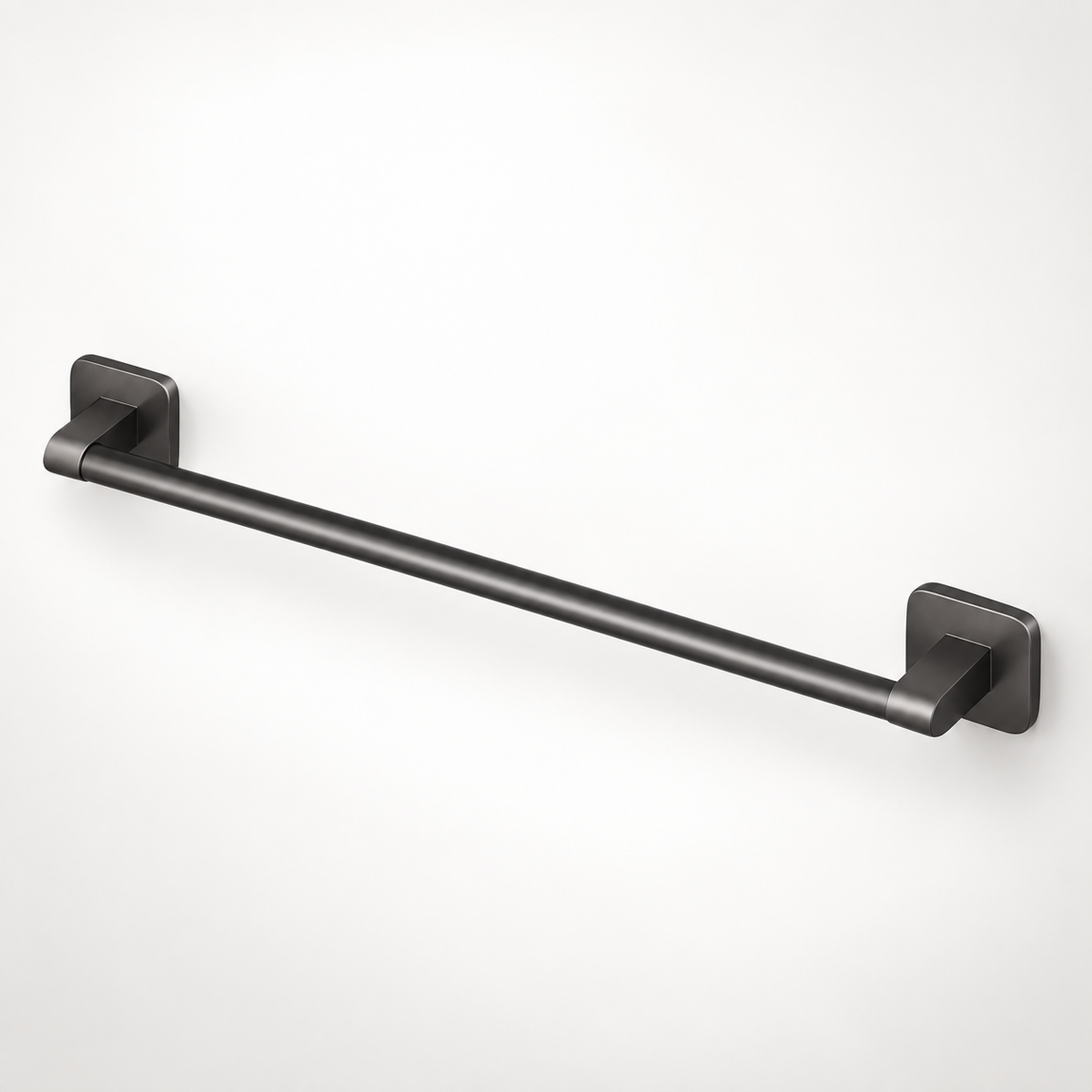 Accessoires de salle de bain modernes : porte-serviettes noir et linge assorti